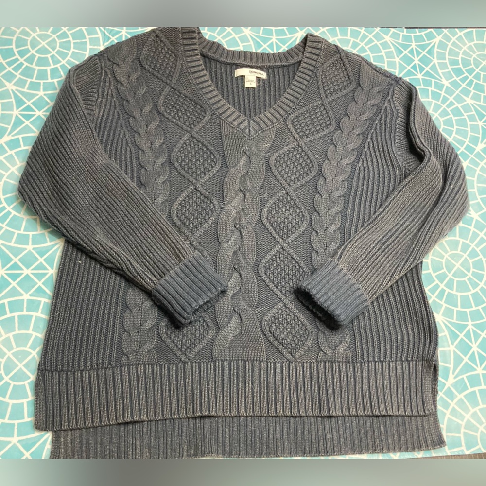 💛TODAY**$13**Sonoma distressed Vintage 'acid wash' navy colored v-neck sweater.